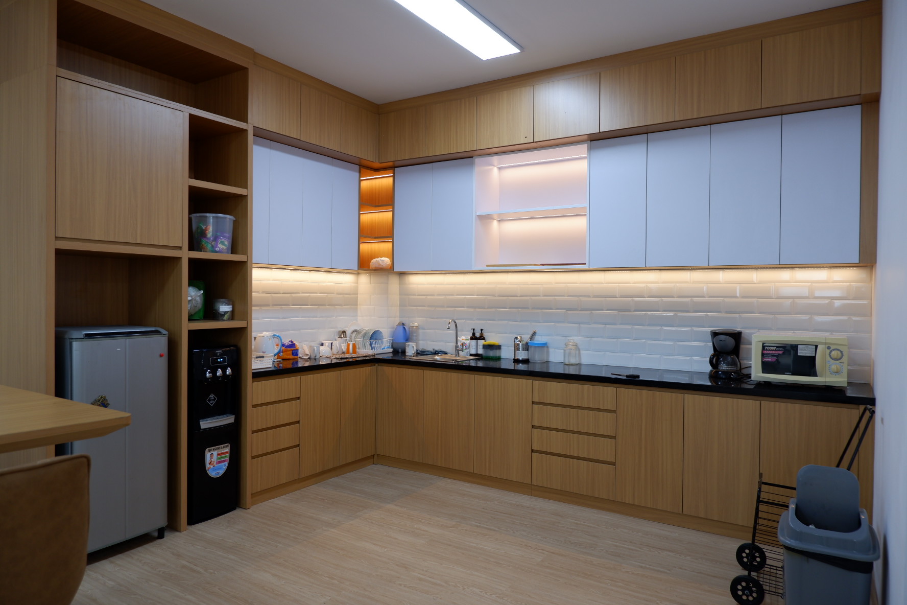Jasa interior Dapur / Kitchen untuk PT. KSB INDONESIA