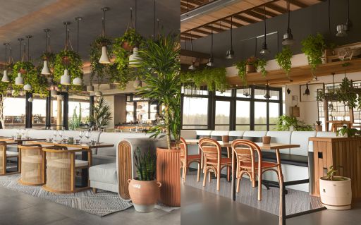 contoh gambar photo desain ruangan kafe ( design interior cafe ) dengan tumbuhan hijau tropis 