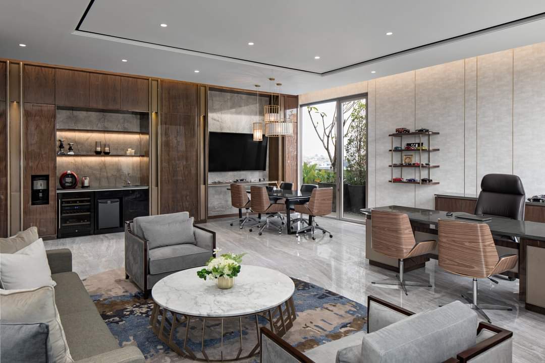 Design Interior Modern Livingroom Pantai Indah Kapuk - Jakarta Utara mewah luxury  sofa custom meja bundar solid surface Cabinet dan Wallpanel HPL Wood